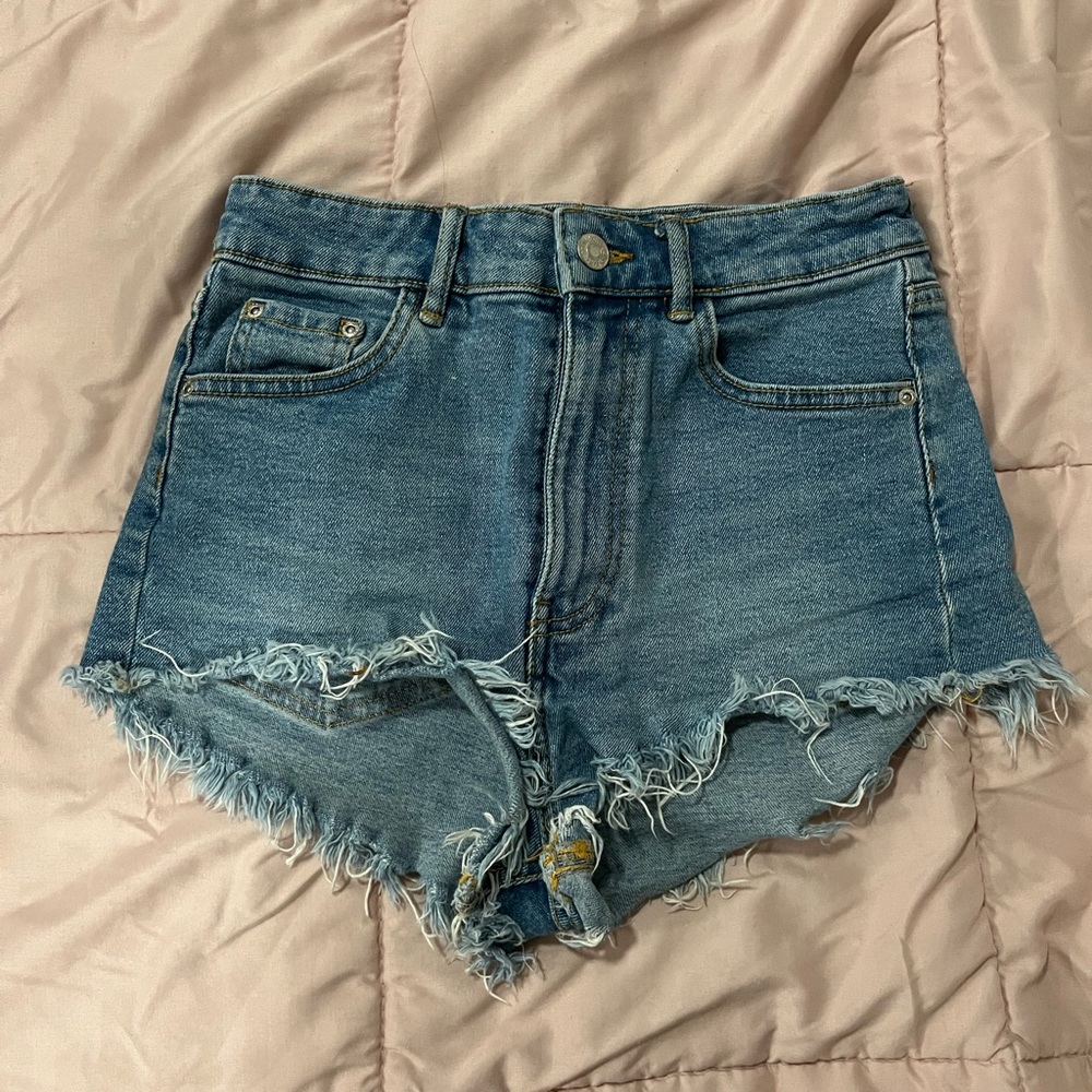 ZARA high waisted light wash jean shorts